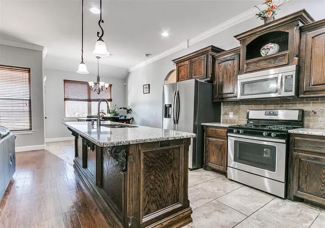 Photo 2 of Single family home for sale at 720 Ne 23rd Street, Moore, OK 73160 | MLS# 1220024 | Listing updated on 2026-09-20