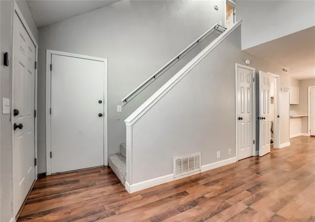 Listing Photo 4 - Condo for sale in building located at 105 N Hortense Ave, Edmond, OK 73034