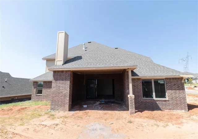 Photo 2 of Single family home for sale at 8132 Mountain Oak Dr, Edmond, OK 73034 | MLS# 1220076 | Listing updated on 2026-08-17