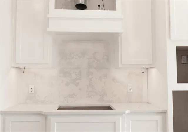 Photo 4 of Single family home for sale at 3009 Arbor Hl Dr, Edmond, OK 73034 | MLS# 1220091 | Listing updated on 2026-08-28