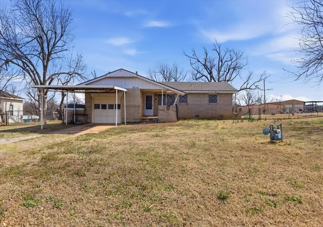 3rd image of 2510 N Peebly Rd, Harrah, OK 73045 | MLS# 1220173