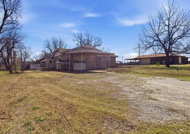 4th image of 2510 N Peebly Rd, Harrah, OK 73045 | MLS# 1220173
