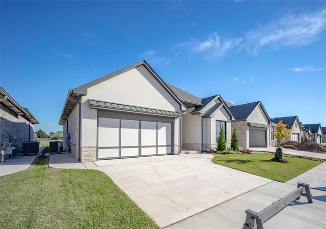 Photo 3 of Single family home for sale at 3021 Sw 133rd Terrace, Oklahoma City, OK 73170 | MLS# 1220254 | Listing updated on 2026-05-06