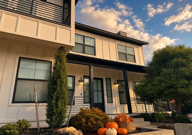 Photo 1 of Single family home for sale at 1115 Nw 15th Street, Oklahoma City, OK 73106 | MLS# 1220273 | Listing updated on 2026-09-23