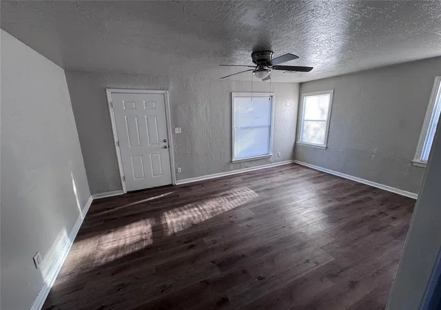 image of 1813 Nw Lake Ave, Lawton, OK 73507 | MLS# 1220277
