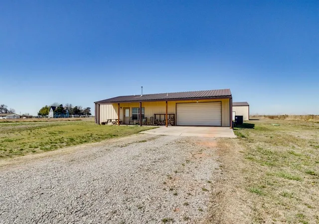 4th image of 17725 Saddleback Ln, El Reno, OK 73036 | MLS# 1220278