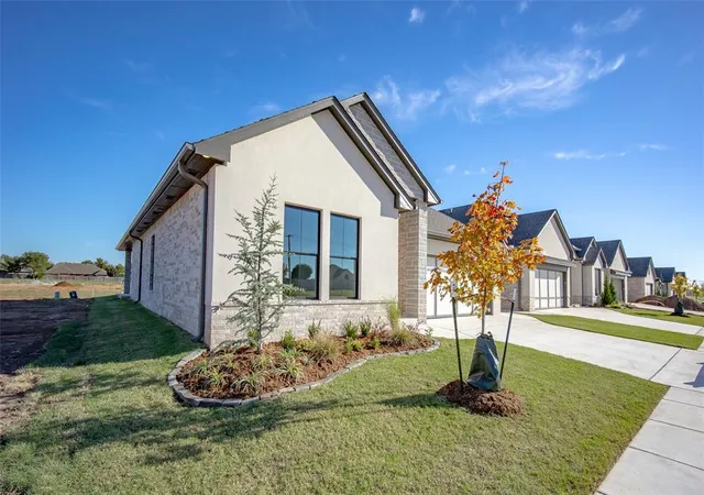 Photo 2 of Single family home for sale at 3025 Sw 133rd Terrace, Oklahoma City, OK 73170 | MLS# 1220309 | Listing updated on 2026-05-06