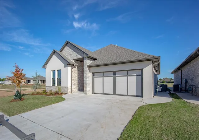 Photo 3 of Single family home for sale at 3025 Sw 133rd Terrace, Oklahoma City, OK 73170 | MLS# 1220309 | Listing updated on 2026-05-06