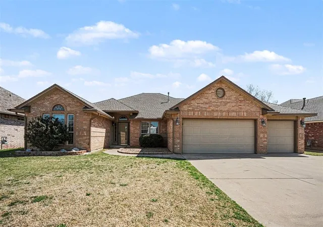 Photo 1 of Single family home for sale at 2912 Danielle Ter, Moore, OK 73160 | MLS# 1220440 | Listing updated on 2026-09-14
