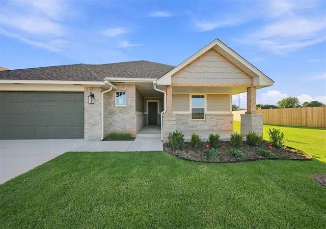 2nd image of 831 Virginia Ave, Newcastle, OK 73065 | MLS# 1220448