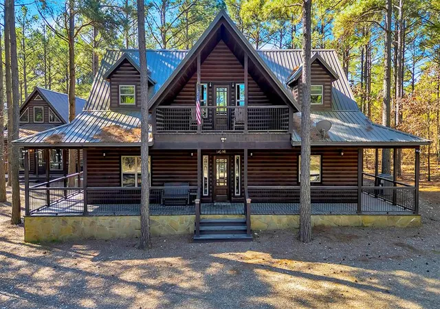Photo 2 of Single family home for sale at 658 Sugar Pine Loop, Broken Bow, OK 74728 | MLS# 1220573 | Listing updated on 2026-09-21