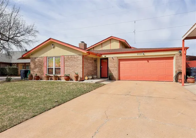 Photo 3 of Single family home for sale at 2121 Nw 115th Terrace, Oklahoma City, OK 73120 | MLS# 1220580 | Listing updated on 2026-06-03