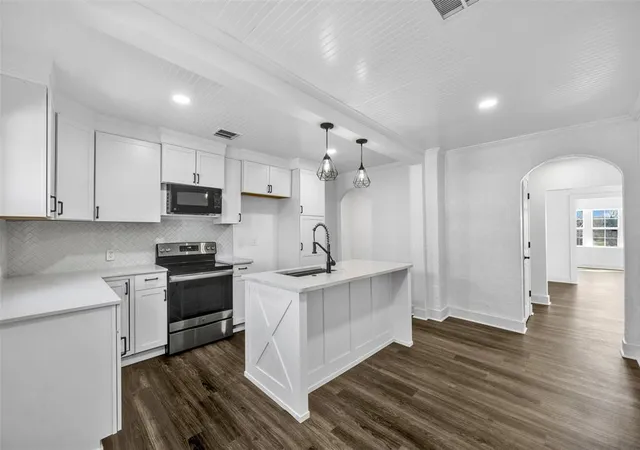 4th image of 1301 N Mckinley Ave, Oklahoma City, OK 73106 | MLS# 1220627