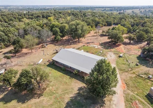 Photo 1 of Single family home for sale at 26556 Elm Rd, Blanchard, OK 73010 | MLS# 1220628 | Listing updated on 2026-08-15