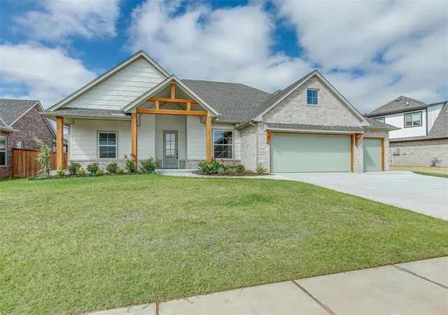 Photo 1 of Single family home for sale at 3912 Skyler Way, Norman, OK 73072 | MLS# 1220631 | Listing updated on 2026-09-30