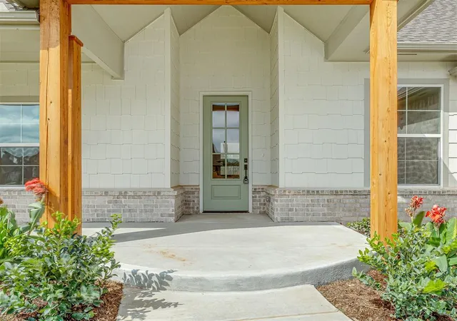 Photo 3 of Single family home for sale at 3912 Skyler Way, Norman, OK 73072 | MLS# 1220631 | Listing updated on 2026-09-30