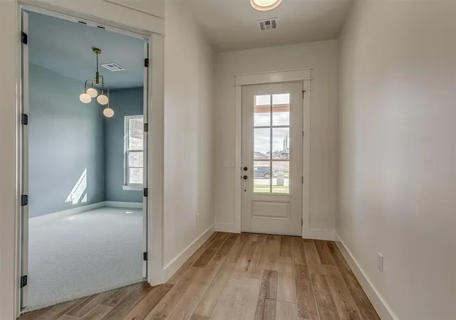 Photo 4 of Single family home for sale at 3912 Skyler Way, Norman, OK 73072 | MLS# 1220631 | Listing updated on 2026-09-30