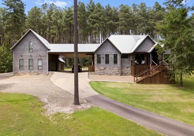 Photo 4 of Single family home for sale at 163 Wild Turkey Trl, Broken Bow, OK 74728 | MLS# 1220686 | Listing updated on 2026-03-25