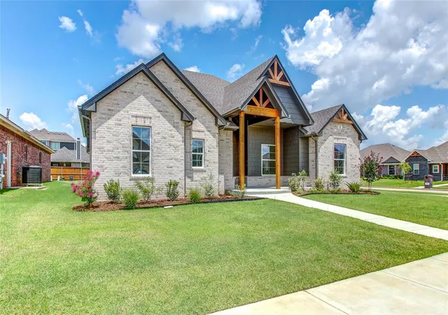 2nd image of 1723 Zayden Ln, Norman, OK 73072 | MLS# 1220690