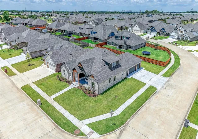 3rd image of 1723 Zayden Ln, Norman, OK 73072 | MLS# 1220690