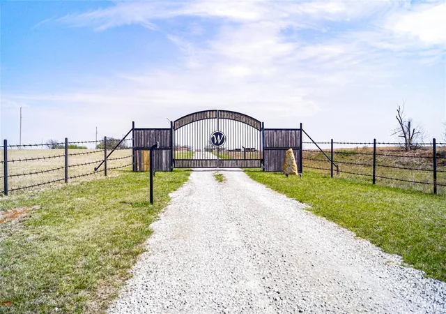 Homes for sale in Wilson, OK | 5598 Dillard Rd, Wilson, OK 73463 | MLS# 1220697