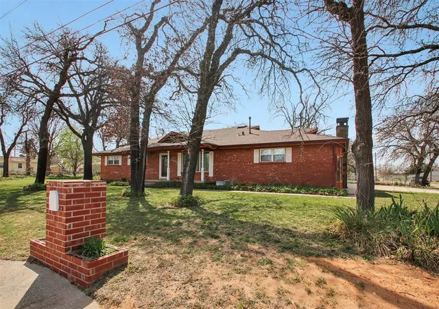 1st image of 1501 S Avery Ave, Oklahoma City, OK 73130 | MLS# 1220720