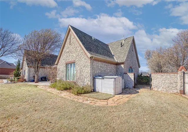 33rd image of 1220 Cloud Nine, Elk City, OK 73644 | MLS# 1220734