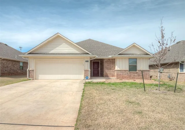 Photo 1 of Single family home for sale at 3013 Crossover Ct, Oklahoma City, OK 73160 | MLS# 1220774 | Listing updated on 2026-03-27