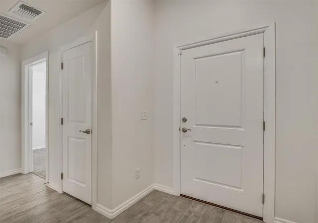 Photo 3 of Single family home for sale at 3013 Crossover Ct, Oklahoma City, OK 73160 | MLS# 1220774 | Listing updated on 2026-03-27