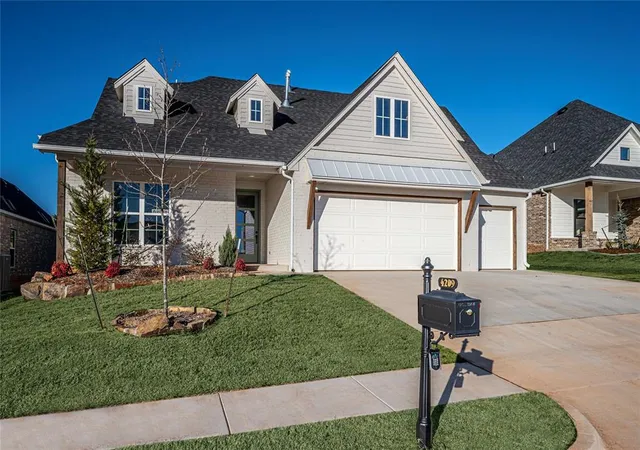 Homes for sale in Edmond, OK | 4209 Emery Dr, Edmond, OK 73034 | MLS# 1220794