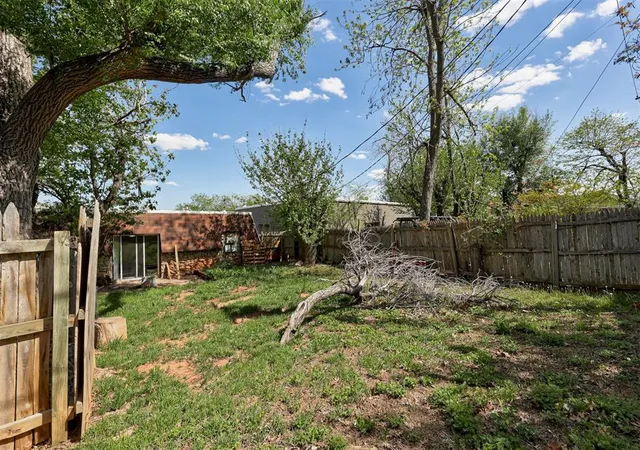Listing Photo 2 - Condo for sale in building located at 3231 N Utah Ave, Oklahoma City, OK 73112 - Unit #