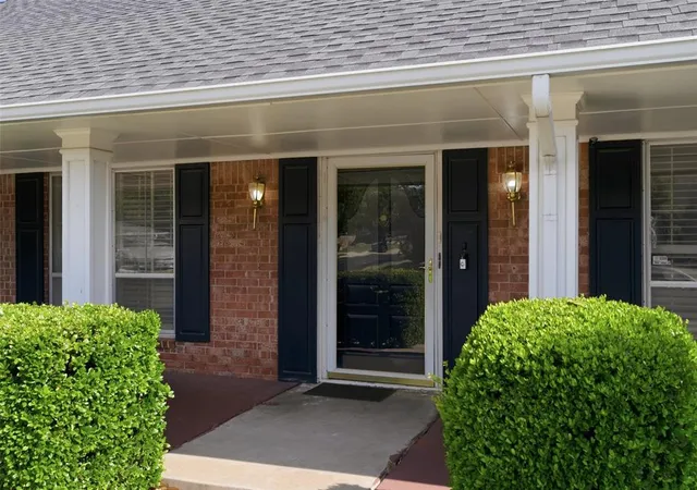 Photo 4 of Single family home for sale at 2705 NW 120th Terrace, Oklahoma City, OK 73120 | MLS# 1220906 | Listing updated on 2026-08-28