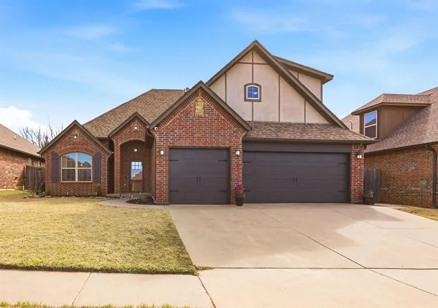 2nd image of 2180 Timber Xing, Yukon, OK 73099 | MLS# 1220913