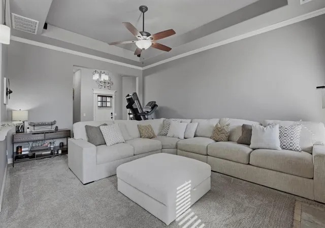 5th image of 2180 Timber Xing, Yukon, OK 73099 | MLS# 1220913