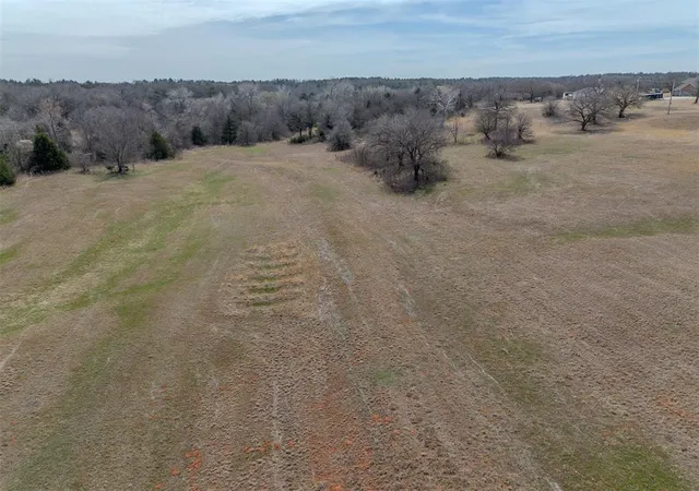 4th image of 11075 E Prairie Grove Rd, Guthrie, OK 73044 | MLS# 1220922