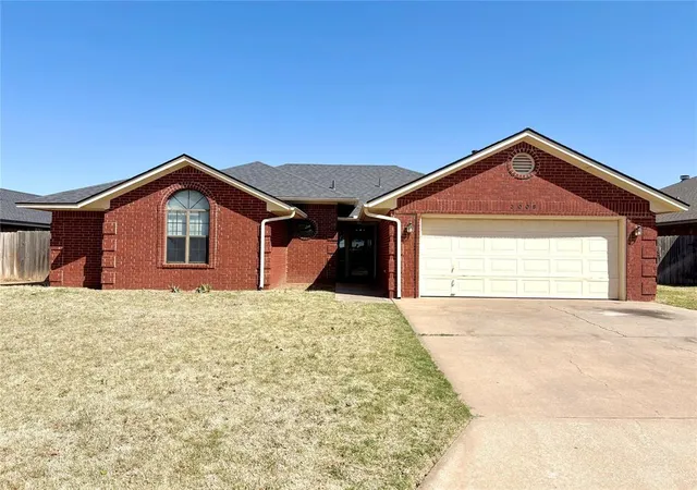 Homes for sale in Altus, OK | 3008 Mallard Ct, Altus, OK 73521 | MLS# 1220979