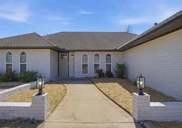 Photo 3 of Single family home for sale at 4816 Nw 73rd Street, Oklahoma City, OK 73132 | MLS# 1220998 | Listing updated on 2026-10-14