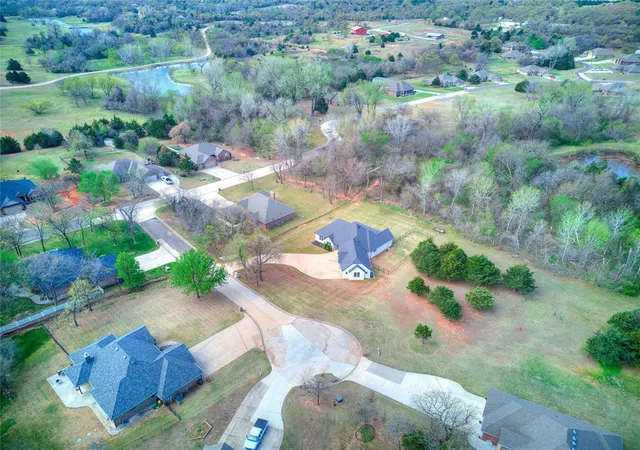 45th image of 12573 Sweet Pt, Guthrie, OK 73044 | MLS# 1221035