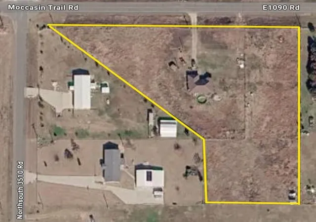Photo 3 of Sale Pending at 51079 Moccasin Trl Rd, Prague, OK 74864 | MLS# 1221036 | Listing updated on 2026-08-28