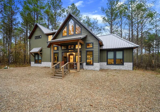 Photo 4 of Single family home for sale at 62 Dogwood Blossom Trl, Broken Bow, OK 74728 | MLS# 1221052 | Listing updated on 2026-09-22