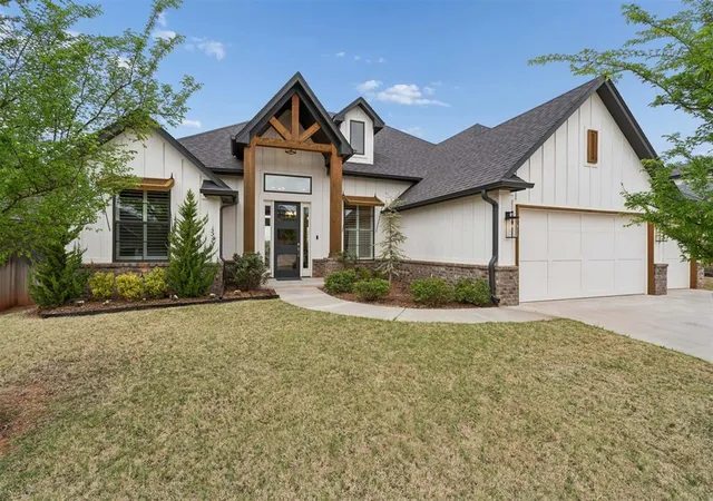 2nd image of 413 Maybury Dr, Norman, OK 73069 | MLS# 1221066