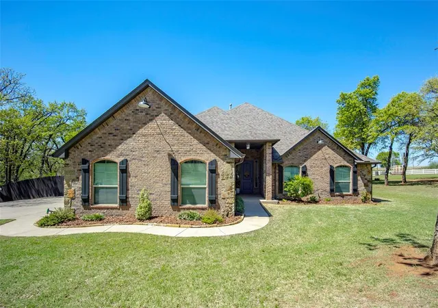 Photo 3 of Single family home for sale at 2256 County Rd 1312, Blanchard, OK 73010 | MLS# 1221067 | Listing updated on 2026-10-13