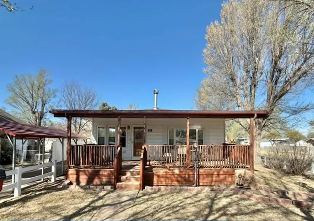 1st image of 812 N Beaver St, Guymon, OK 73942 | MLS# 1221079