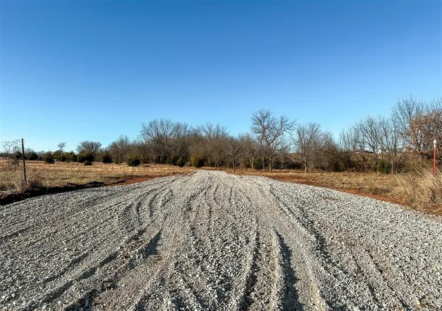 20th image of 002 Yord Rd, Lexington, OK 73051 | MLS# 1221088