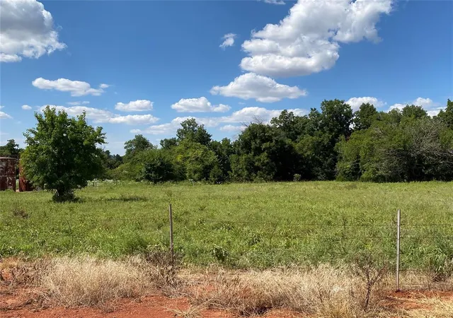 Photo 5 of Land for sale at 40 Acres Mol N Hwy 74, Crescent, OK 73028 | MLS# 1221135 | Listing updated on 2026-06-02