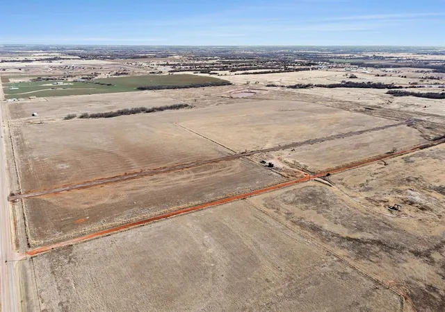 4th image of 7869 Orchid Wy, Cashion, OK 73016 | MLS# 1221221