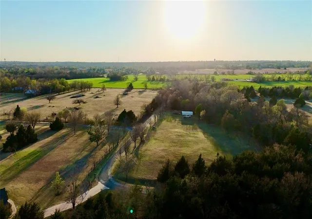 Photo 3 of Land for sale at 1 Horseshoe Bnd Rd, Oklahoma City, OK 73169 | MLS# 1221264 | Listing updated on 2026-07-16