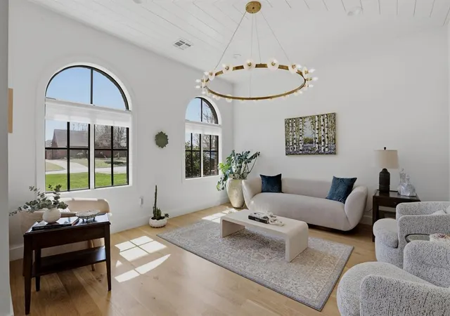 Photo 3 of Single Family Residence at 1123 Bedford Dr, Nichols Hills, OK 73116 | MLS# 1221321 | | Sold on 2026-06-04