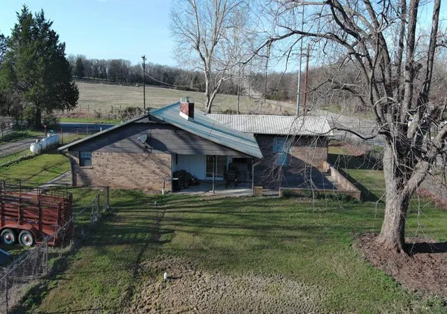 Homes for sale in Wewoka, OK | 36596 E 1310 Rd, Wewoka, OK 74884 | MLS# 1221341