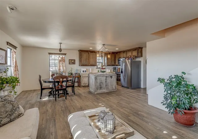 4th image of 7050 Slaughterville Rd, Lexington, OK 73051 | MLS# 1221343